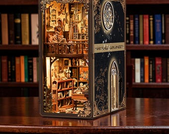 Kit de rincón de lectura "Casita Misteriosa" – Miniatura de casa sujetalibros de madera para armar, inserto de estante de caja oscura, regalo creativo para niños y adultos.