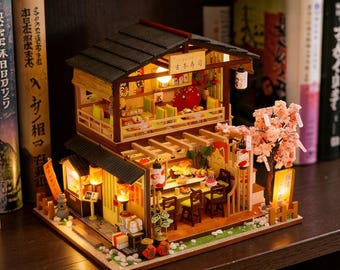 Japanisches Sushi-Restaurant-Miniatur-Kit - DIY Holz-Puppenhaus, Sushi-Shop-Hütte-Szene, 3D Architekturmodell Dekor Geschenk