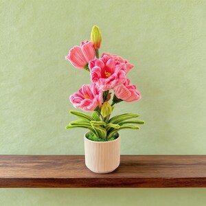 Handmade Red Camellia Potted Plant Aromatherapy Diffuser – Unique Handmade Gift for Mother's Day & Birthday, No-Water Desk Decor