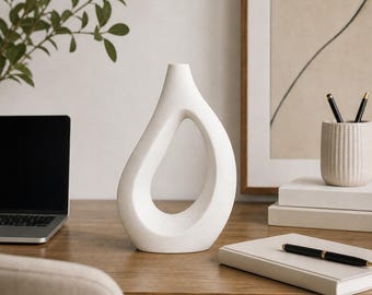 Abstract Teardrop Sculpture | 3D Printed Loop Art, Modern Home Decor (Black or White)