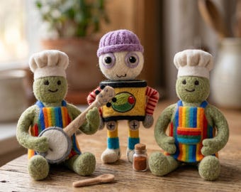 Naaldvilten kleine chef-kok figuur, handgemaakte fanart wol verzamelobject