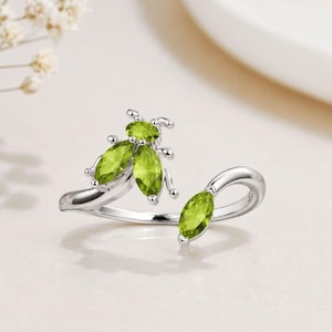 Anel de abelha verde peridoto em prata de lei 925, anel aberto com folha, anel de compromisso com inseto em zircônia cúbica verde-oliva, presente inspirado na natureza para ela.