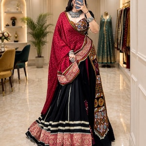 kathiyawadi dress ladies Lehenga GLITTER PRINTED PROM GOWN
