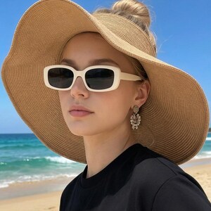 Stroh Visor Sonnenhut für Frauen, Hepburn Style UV-Schutz mit breiter Krempe, faltbarer Strand Urlaub Sommerhut