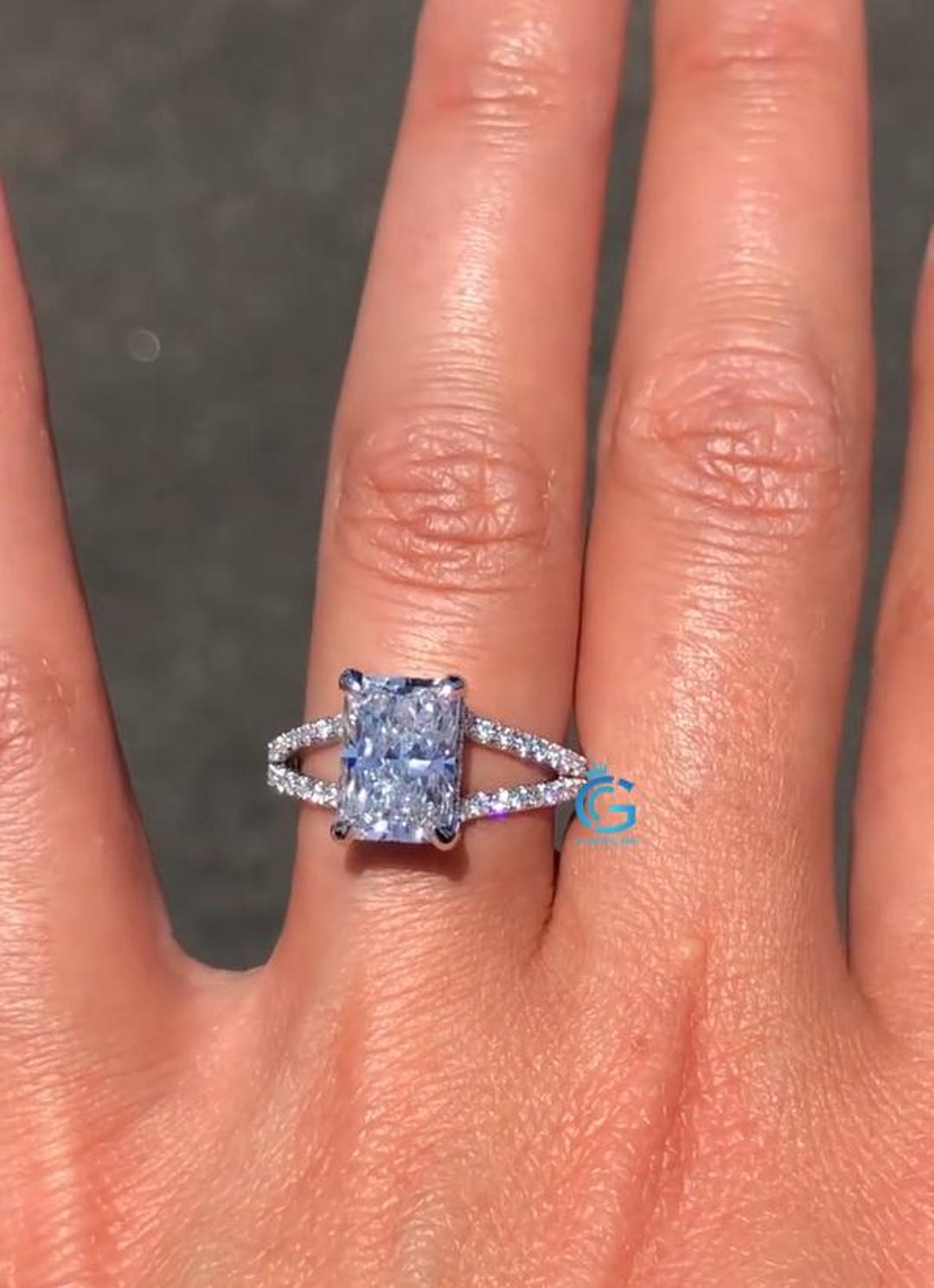 3CT Radiant Cut Lab Grown Diamond Engagement Ring, Split Shank ...