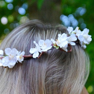 White cherry blossom flower crown, headpiece, halo, bridal hair flower, rustic wedding, bridal headband head garland