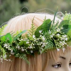 White Green Lei Po O Faux Hawaiian  Halo, Head Lei, Haku , wedding headpiece, bridal hair flower, crown, head garland