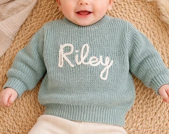 Personalisierter Baby Pullover mit Name Handgestrickt Neugeborenen Geschenk Baby Shower Outfit