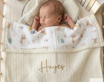 Babydecke mit Namen Personalisiert, Bestickte Babydecke Mintgrün, Boho Regenbogen Geschenk zur Geburt, Mulltuch Baby Erstausstattung