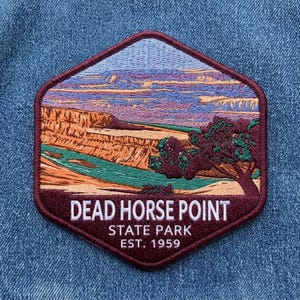 Dead Horse Point State Park Embroidered Patch, Utah Travel Souvenir Badge, National Park Iron-on Patch, Outdoor Adventure Apparel Accessory