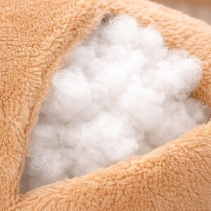 Comodo divanetto a forma di orsacchiotto per gatti e cani di piccola taglia. immagine 9