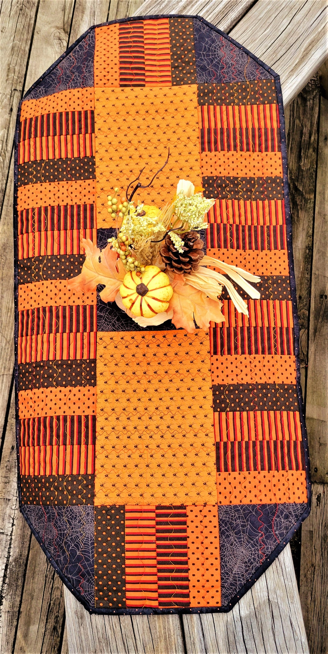 Halloween Quilted Table Runner: Spiders, Webs, Orange & Black Decor - Etsy