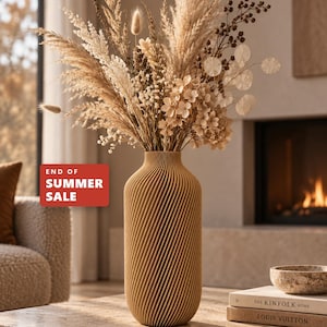 Ribbed Sculptural Vase in Sand, Modern Home Decor, Dried Pampas Flower Vase, Curved Table Centerpiece, Housewarming Gift | LUMA Silk