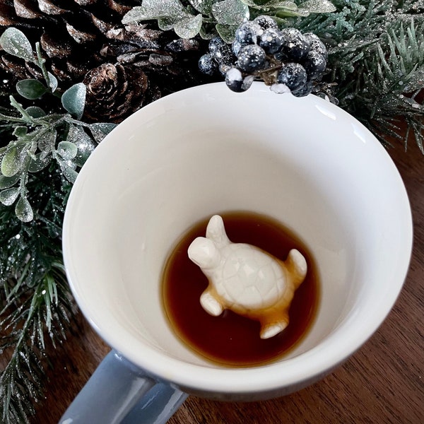 TURTLE Ceramic Mug by Creature Cups | Surprise 3D Ocean Animal at Bottom of Coffee Mug | Marine, Sea, Tortoise | Christmas Holiday Gift