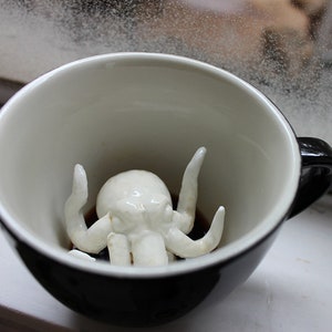 CTHULHU Kraken Ceramic Mug | Cool 3D Coffee Cup, Unique Goth/Spooky Christmas Holiday Gift | Teenage Kraken HP Lovecraft Fans