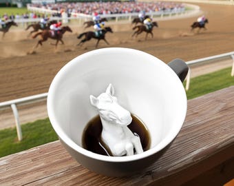 Taza de cerámica con forma de caballo / Taza de criatura del Año Nuevo Lunar 2026