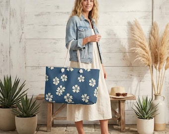 Bolso de fin de semana con estampado floral color crema / Bolso de playa con margaritas azules