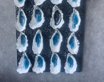 Scultura 3D a forma di conchiglia d'ostrica / Pietra vulcanica nera e resina color verde acqua