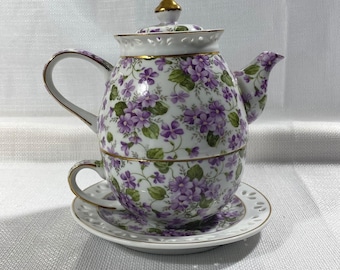 A Special Place Tea for One Set Purple Violets Porcelain Teapot Cup Saucer 2003