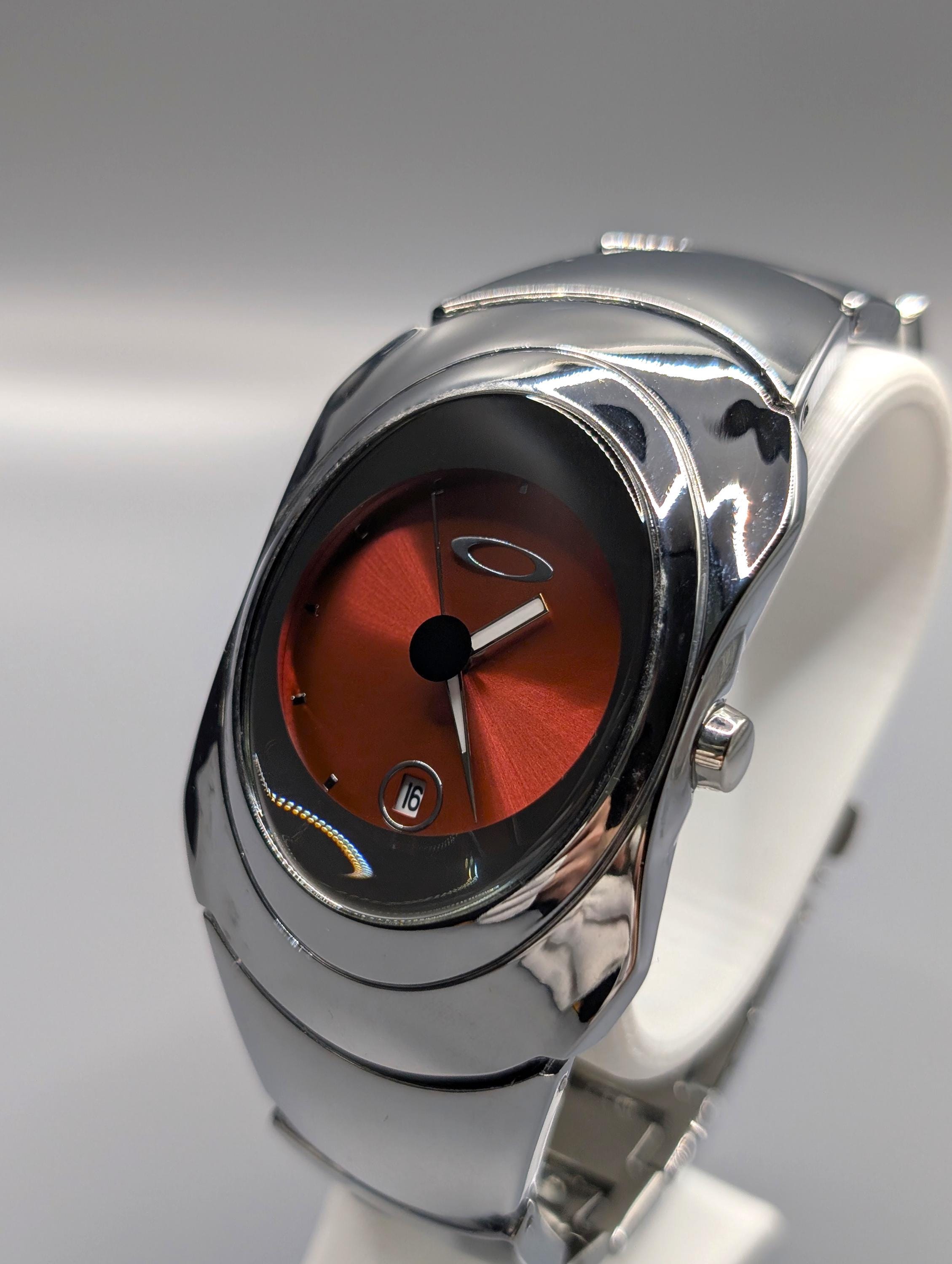 Oakley Timebomb Watch – Red Sunburst Dial – Futuristic Stainless