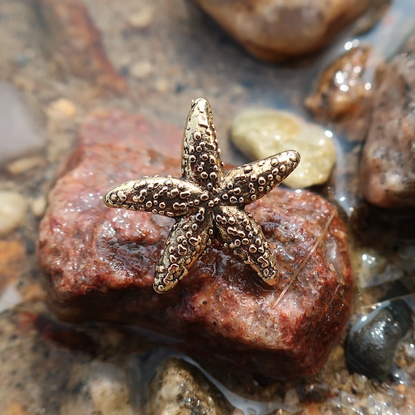 Gold Starfish Lapel Pin- CC415G- Starfish, Ocean, Beach, Sea Side, and Nautical Pins