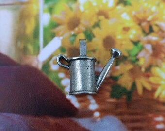 Agua puede solapa Pin- CC161- Lata de riego, jardín, y pines de jardinería