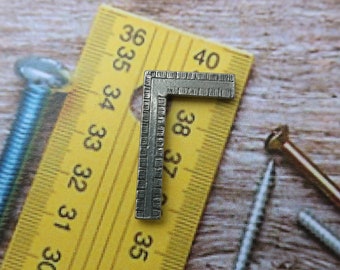 Square Lapel Pin-CC171- Carpenter Tools, Carpenter, Square Tool, Tools, Right Angle, Construction, and Contractor Pins