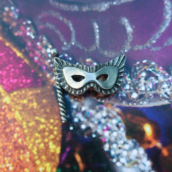 Masquerade Ball Mask Pewter Lapel Pin- CC446- Mardi Gras, Costume, Costume Party Pins