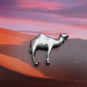 Camel Lapel Pin- CC593 - Pewter Animal Lapel Pins