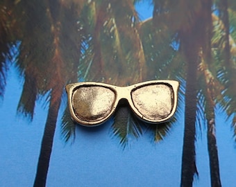 Sunglasses Gold Dipped Pewter Lapel Pin - CC243G- Summer, Recreation, Beach, and Vacation Pins- You're Futures so Bright!