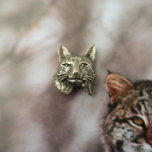 Bobcat Lapel Pin - CC134- Lynx, Predator, Wildlife, Woods, Woodland Animals, Zoo Pins