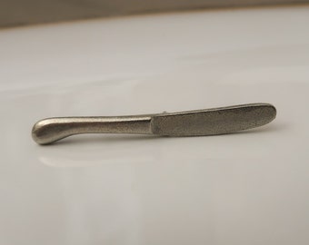 Butter Knife Lapel Pin - CC122- Silverware, Restaurants, Kitchen and Cooking Pins and Gifts