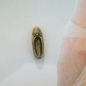 Ballet Slipper Lapel Pin - CC221- Dance, Recital, and Ballerina Pins