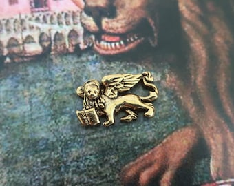 St. Mark's Lion Lapel Pin - CC508G- Lion of St. Mark, Venice, Italy, Venetian Republic, Golden Lion, and Venice Film Festival Pins
