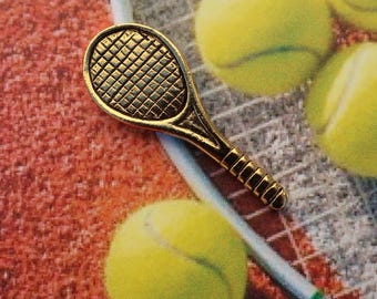 Gold Tennis Racquet Lapel Pin – Hand Cast Sport Jewelry