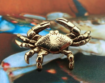 Blue Crab Gold Lapel Pin- CC707G- Shellfish, Fisheries, Crabs, and Chesapeake Bay Wildlife Pins