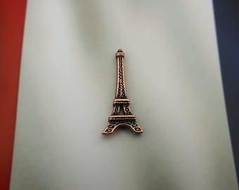 エッフェル塔 銅メッキ ピューター製ラペルピン - CC425C - エッフェル塔、フランス、観光、旅行、モニュメントピン