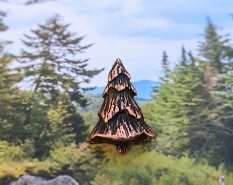 Alfiler de solapa de cobre del árbol de hoja perenne- CC473C- Pernos de hoja perenne, pinos, árboles, arboristas y de preservación forestal