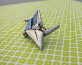 Origami Crane Lapel Pin- CC633- Origami, Japenese, Sebanzuru,and Paper Crane Pins