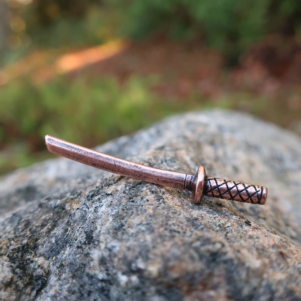 Samurai Sword Copper Lapel Pin- CC511C- Katana, Japanese Swords, Feudal Japan, and Samurai Pins