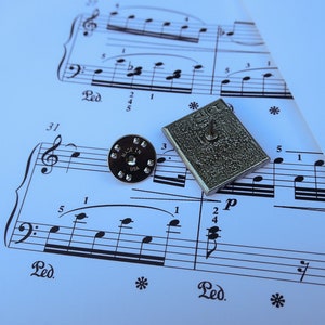 Music Conductor Lapel Pin CC337 Musica, Orchestra, Banda e Pin insegnante di musica immagine 9