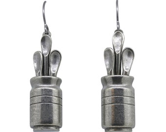 Spoons in Pot Pewter Dangle Earrings- LT104- Kitchen, Culinary, and Chef Earrings and Accessories