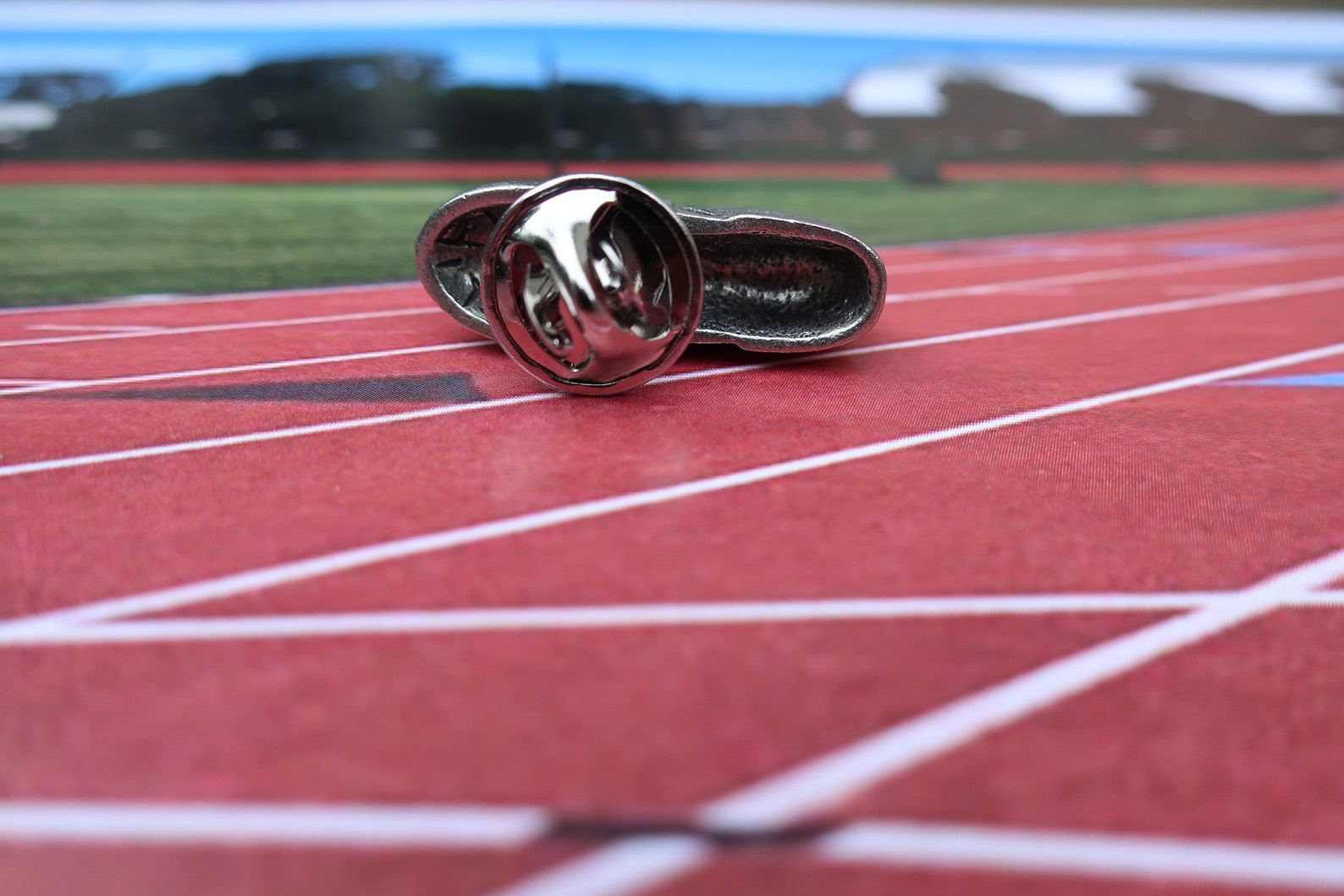 Sneaker Lapel Pin - CC224- Running and Marathon Pins- Charity Walks and ...