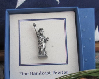 Statue of Liberty Lapel Pin- CC479- National Monuments, USA, America, Ellis Island, NYC, New York Pins, Patriotic