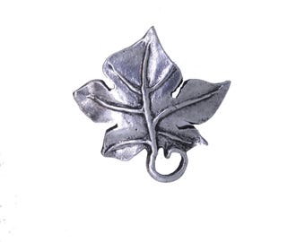 Ivy Pewter Lapel Pin- CC741-Hand Cast Leaf and Foliage Accessories