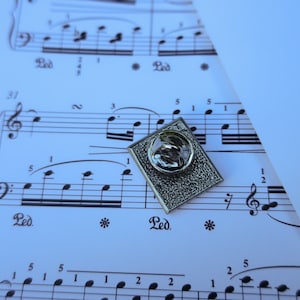 Music Conductor Lapel Pin CC337 Musica, Orchestra, Banda e Pin insegnante di musica immagine 10