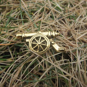 Gold Cannon Lapel Pin- CC340G- Artillery and War Weapons, Civil War, History and Monument Lapel Pins