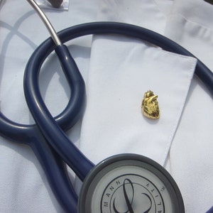 Gold Human Heart Lapel Pin- CC389G- Medical, Anatomy, and Healthcare Pins for Nurses and Doctors