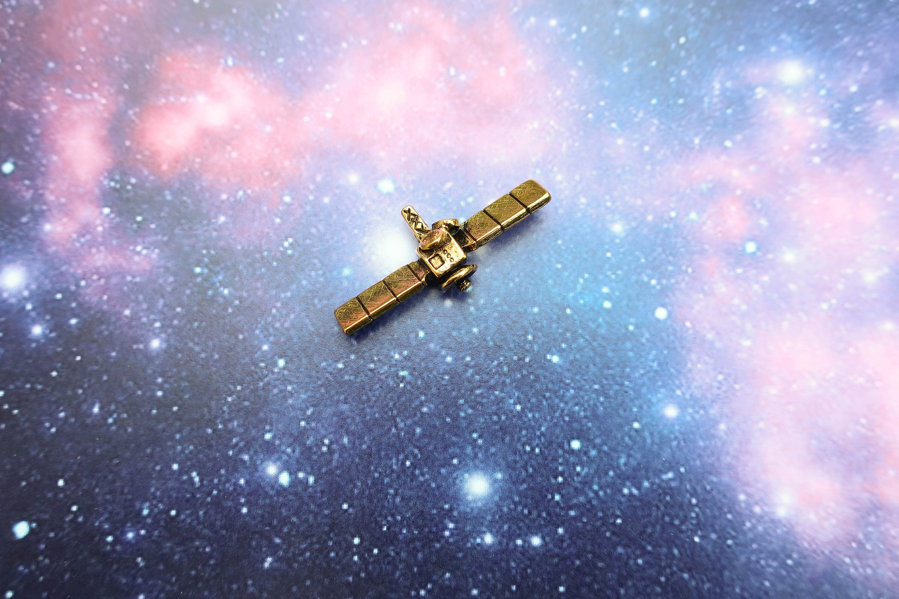 Gold Satellite Lapel Pin- CC210G- Science and Space Pins for
