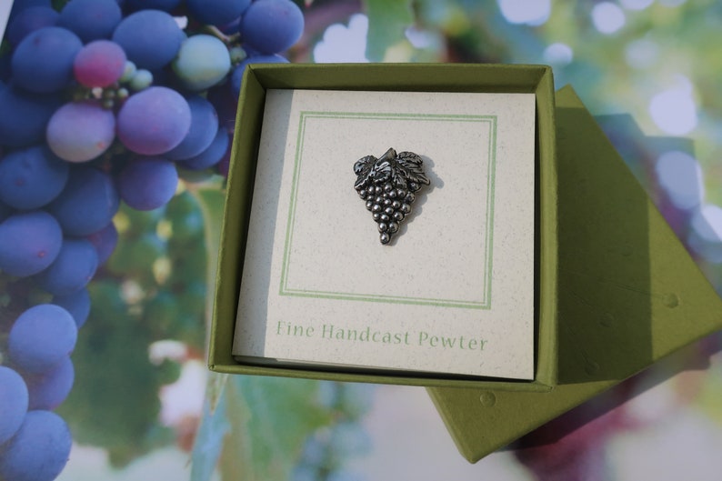 Grapes Lapel Pin CC259 Pewter Vineyard and Wine Gifts and Pins image 5